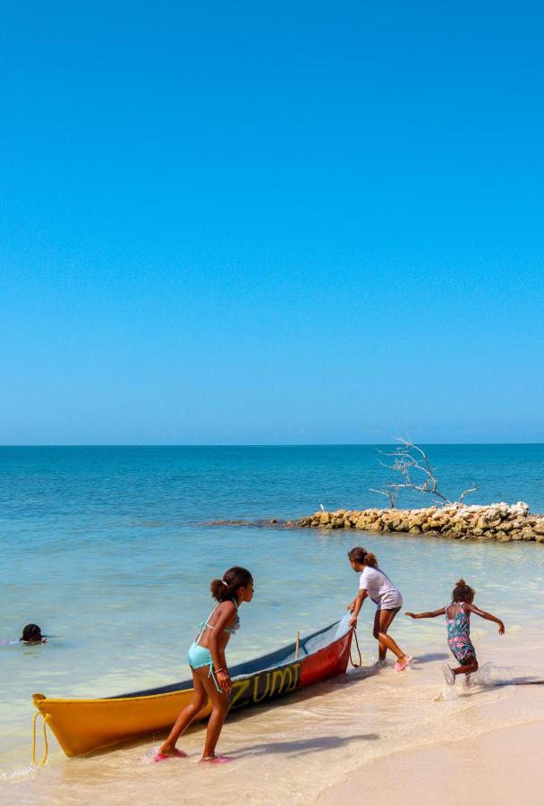 Dahlandia Villa Isla Mucura Luaran gambar